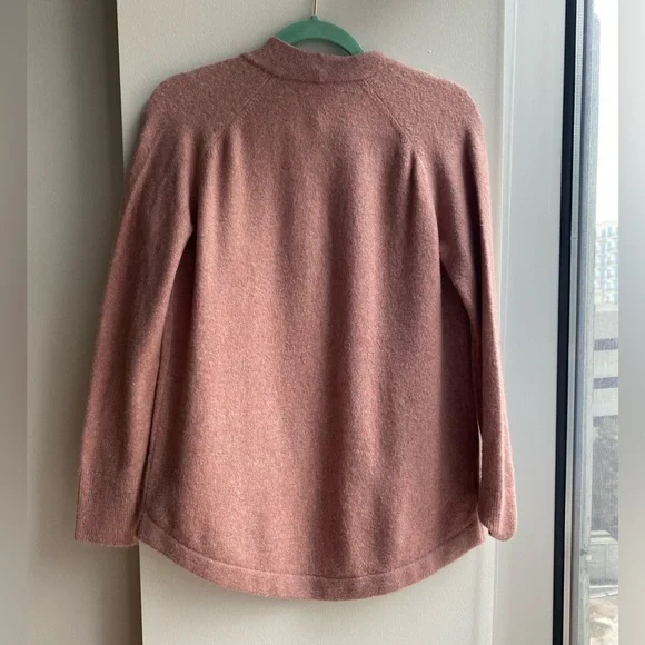 LOFT cardigan - Picture 2 of 2